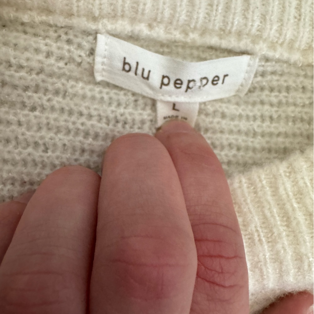 Sweater - Picture 2 of 2